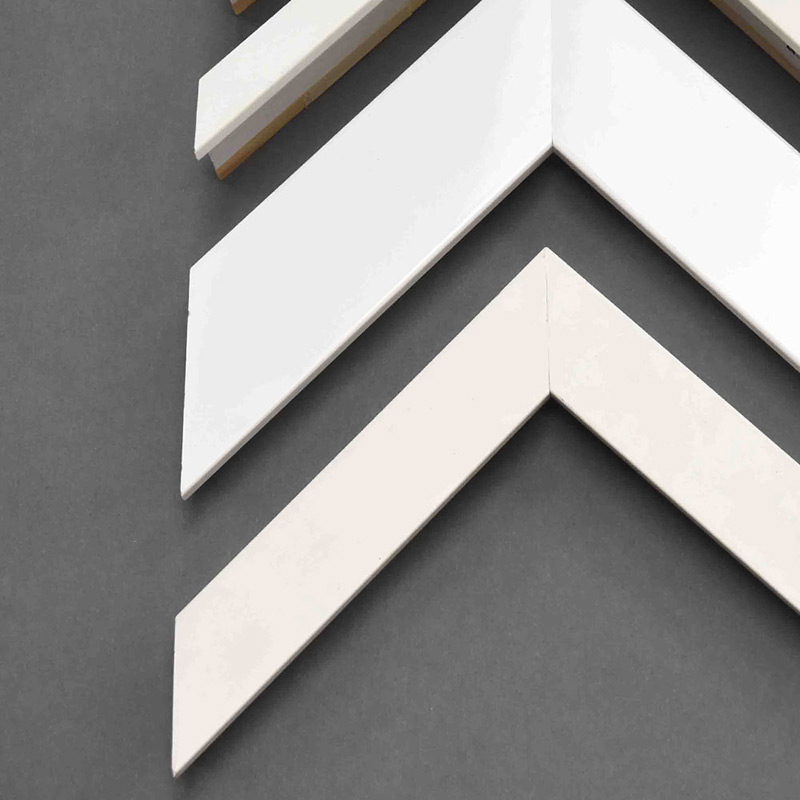 Thumbnail | White Frame Corner Samples of Different Widths and Profiles